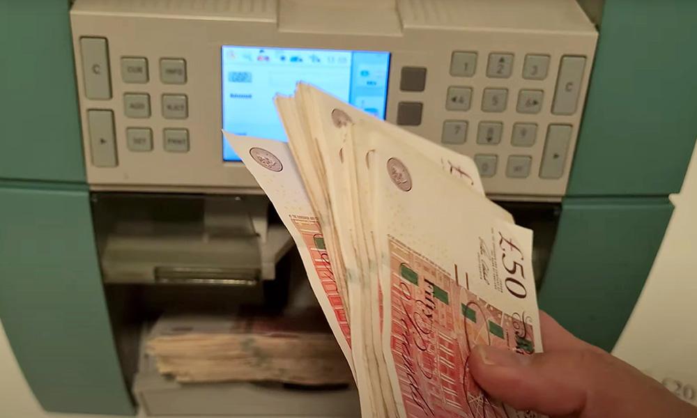 英国新首相推出能源支持方案，投行为何仍对英镑上涨持谨慎态度？